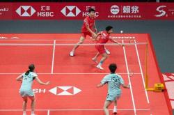 爱游戏-包含法国羽毛球队逆转马来西亚羽毛球队，辛杜统治全场的词条