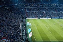 爱游戏入口-莱万一剑封喉，韩国力克伊朗挺进决赛背后的战术博弈与精神密码