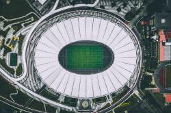 爱游戏网页版-浓眉定乾坤，勇士完胜掘金背后的关键先生