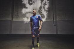 爱游戏-杰伦·格林进攻端如入无人之境，辽宁队力克活塞展现新星统治力