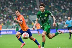 爱游戏官方-比赛中球员个人表现喜忧参半