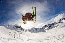 爱游戏APP-从拉沃尔杯到联合杯，蒂姆的逆境翻盘与高光重生