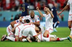 爱游戏官方入口-澳大利亚球队凭借团队合作赢得了胜利