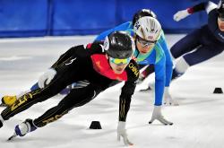 爱游戏-黑龙江队在激战中赢得关键胜利