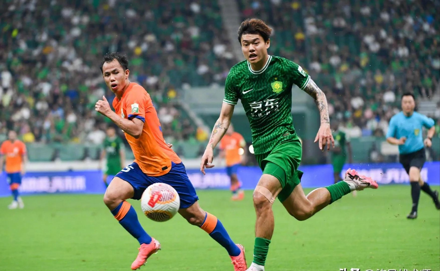 比赛中球员个人表现喜忧参半 比赛中球员个人表现喜忧参半