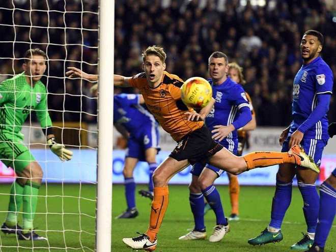 南安普顿换帅后反弹,状态回勇 南安普顿换帅后反弹,状态回勇