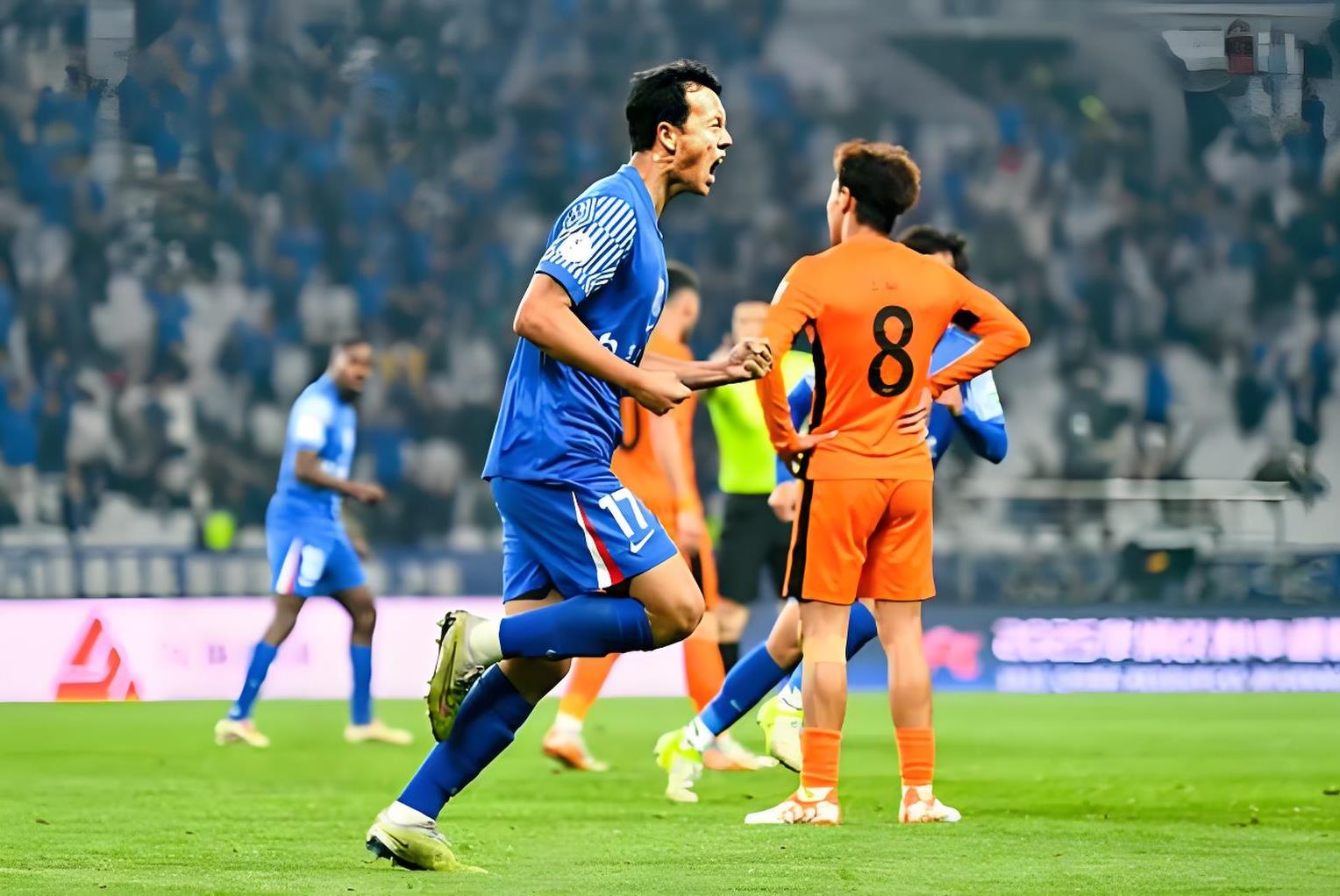 上海申花球员默契互动备战,力争赢球的简单介绍 上海申花球员默契互动备战,力争赢球的简单介绍