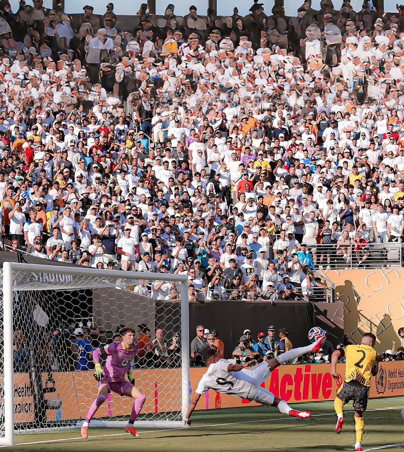 皇马以三比一击败脊背昨晚比赛灿烂的简单介绍 皇马以三比一击败脊背昨晚比赛灿烂的简单介绍