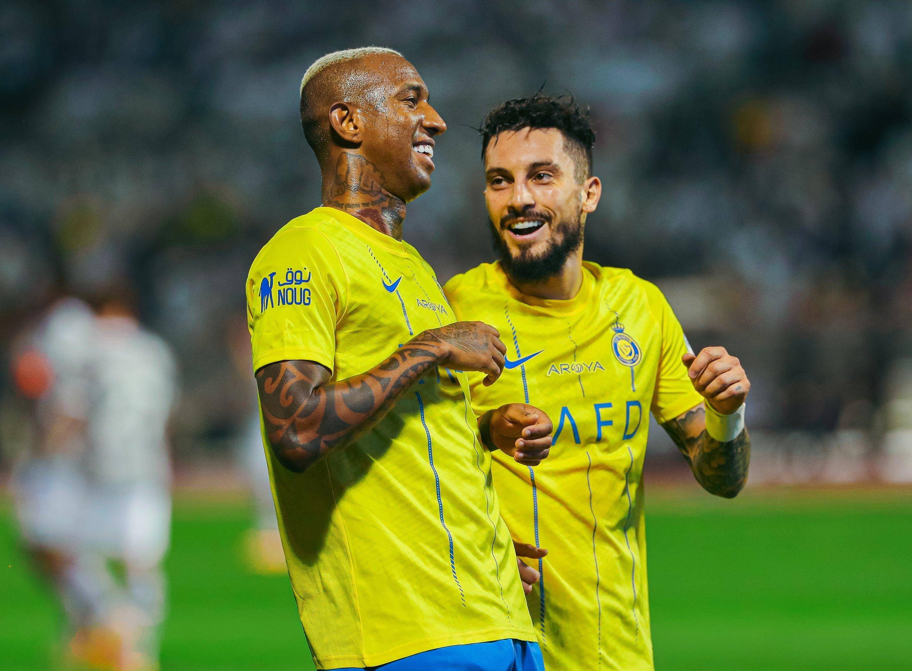 冰岛坚守铁血，豪取重要胜利的简单介绍