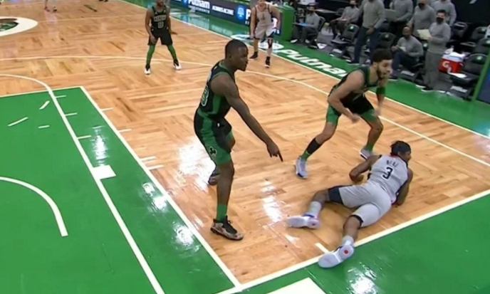 灰熊完胜凯尔特人，福克斯打破历史纪录