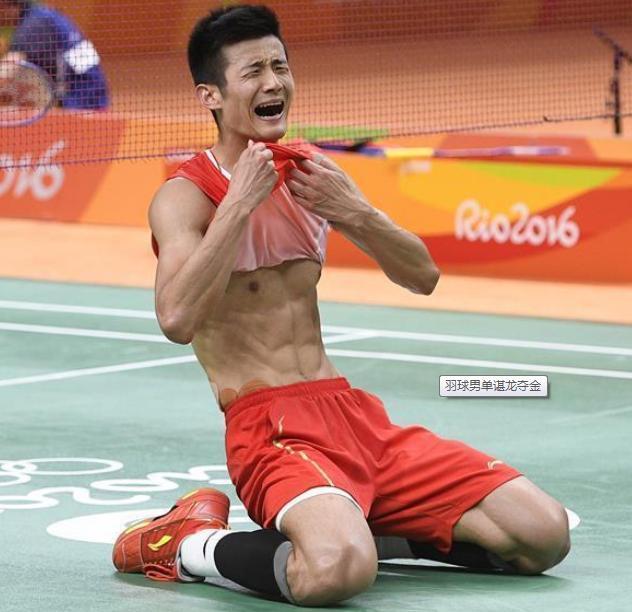 包含中国羽毛球队轻取法国羽毛球队，谌龙制霸全场的词条