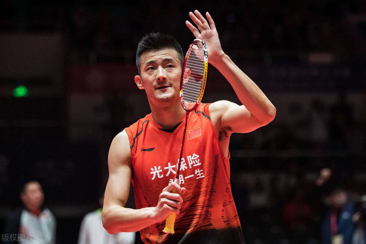 包含中国羽毛球队轻取法国羽毛球队，谌龙制霸全场的词条