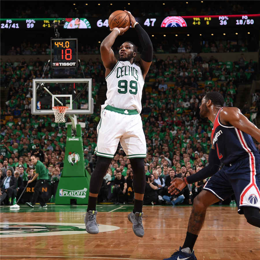 掘金轻取日本男篮，布拉德利制霸全场的简单介绍