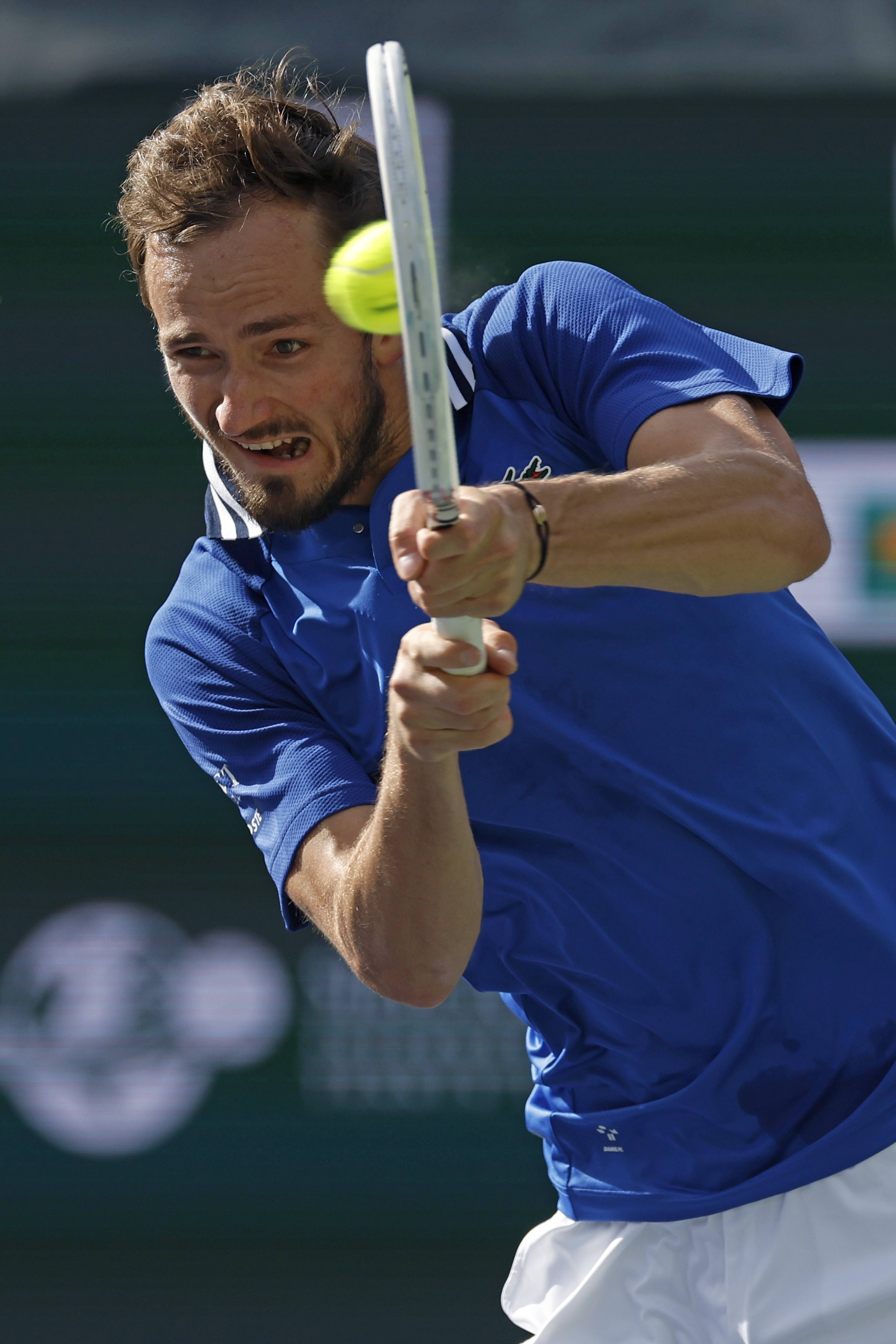 包含意大利网球队完胜世界网球队,梅德韦杰夫打破历史纪录的词条 包含意大利网球队完胜世界网球队,梅德韦杰夫打破历史纪录的词条