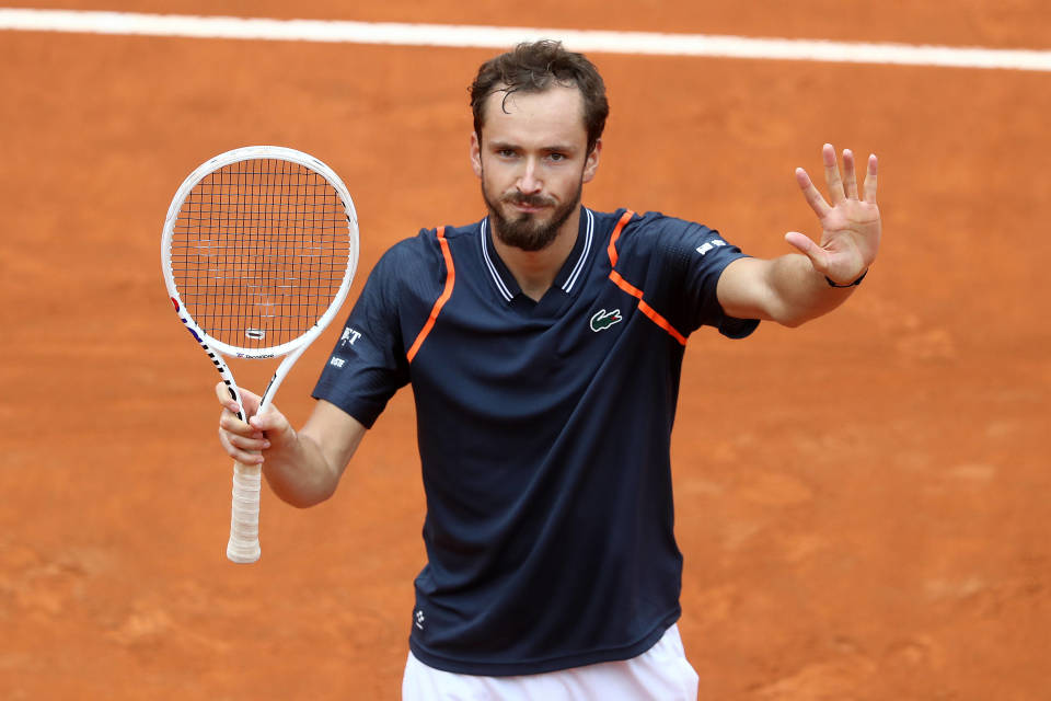 包含意大利网球队完胜世界网球队,梅德韦杰夫打破历史纪录的词条 包含意大利网球队完胜世界网球队,梅德韦杰夫打破历史纪录的词条