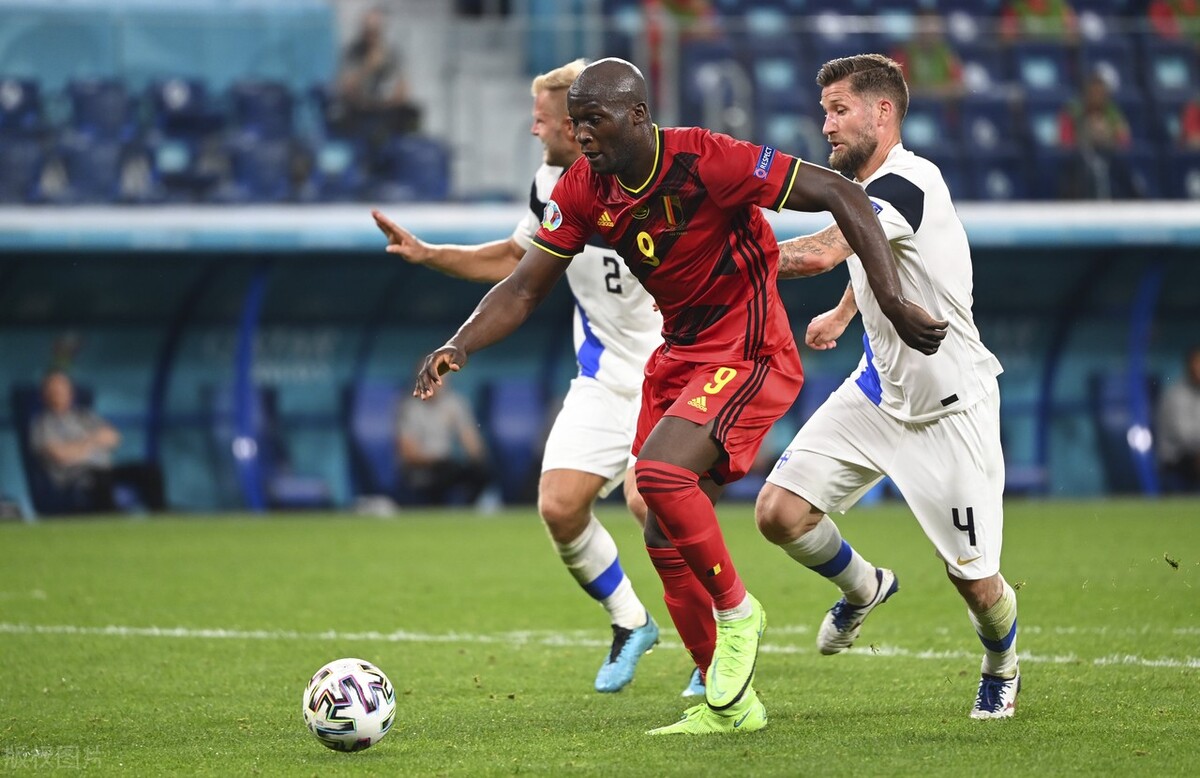 比利时-憾平芬兰，小组第一出线